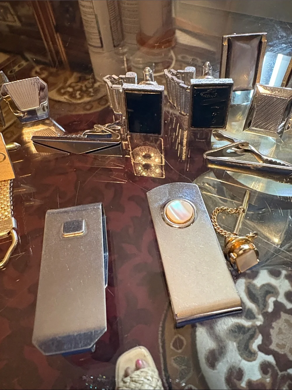 Men’s Jewelry Set For Ties, 7 cufflinks 2 money clips 4 tie pins, 2 tie bars